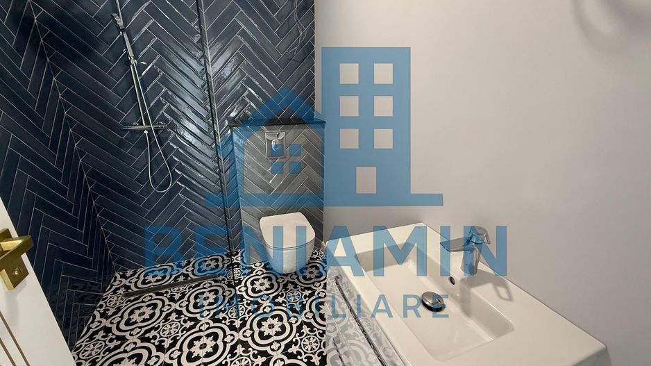 Casa Moderna-Damila-3 dormitoare-curte amenajata-La cheie-Asfalt - Poză 8