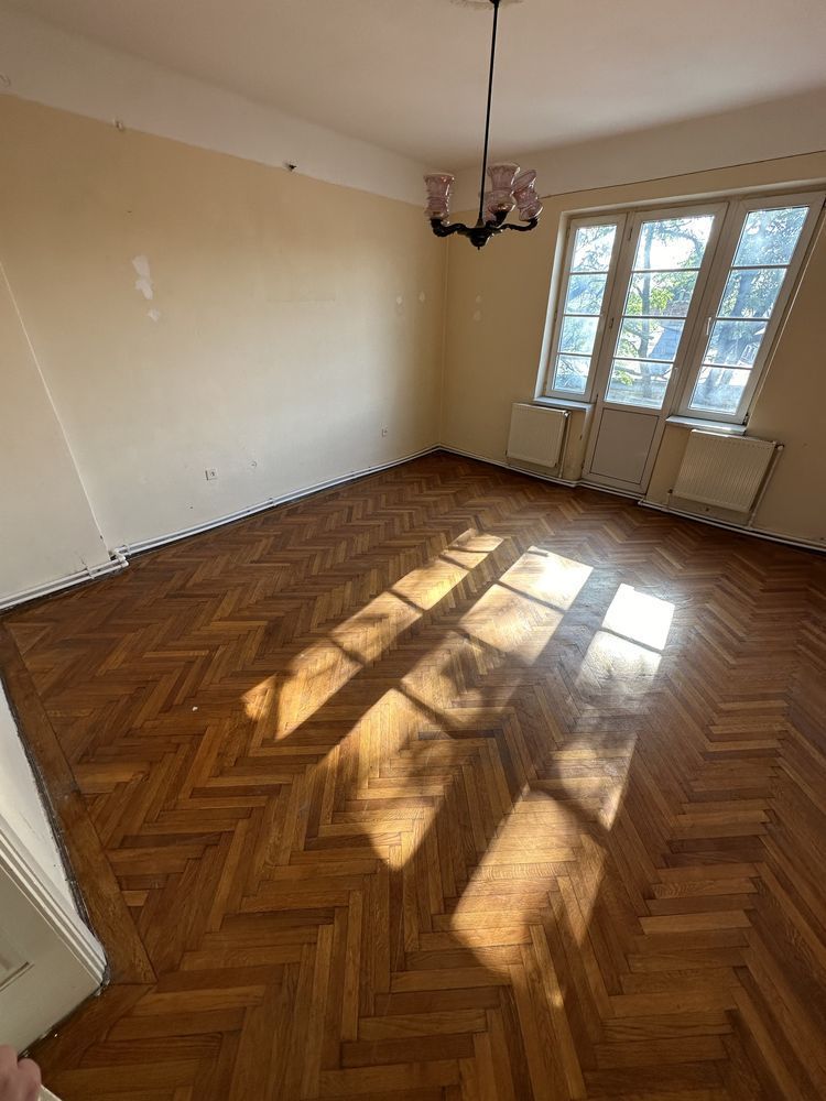 Proprietar vand apartament decomandat Unirii 5 camere - Poză 7