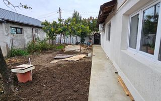 Casa centrala, recent reconsolidata – Strada Traian, Galati - Poză 2