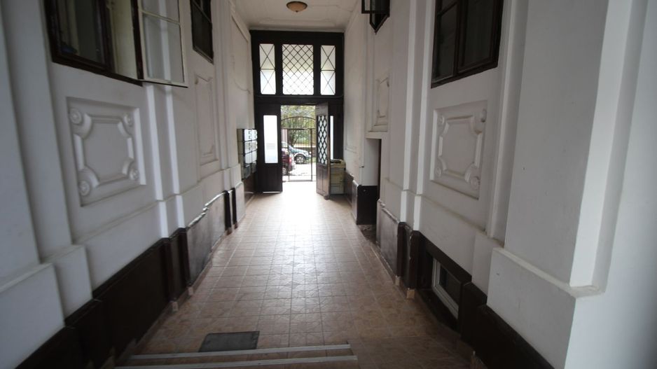 APARTAMENT DE  LUX  IN ZONA NEPTUN - Poză 13