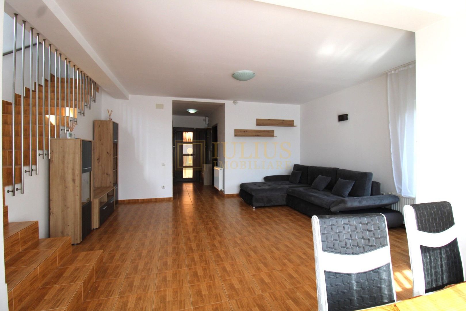 Casa INDIVIDUALA  P+M in Dumbravita, aproape de padure. - Poză 4