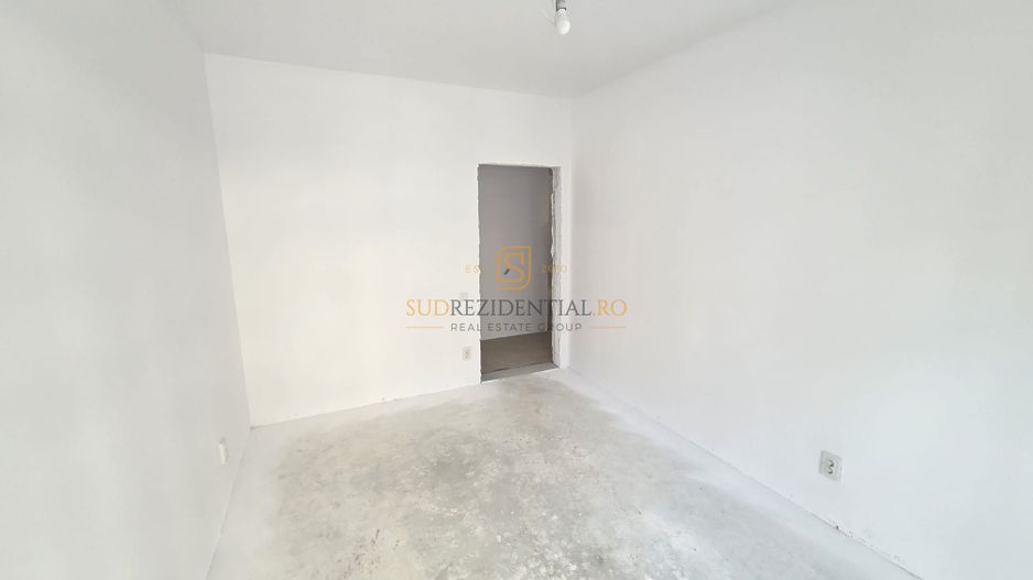 Apartament 3 camere cu curte proprie, aproape de metrou Berceni - Poză 8