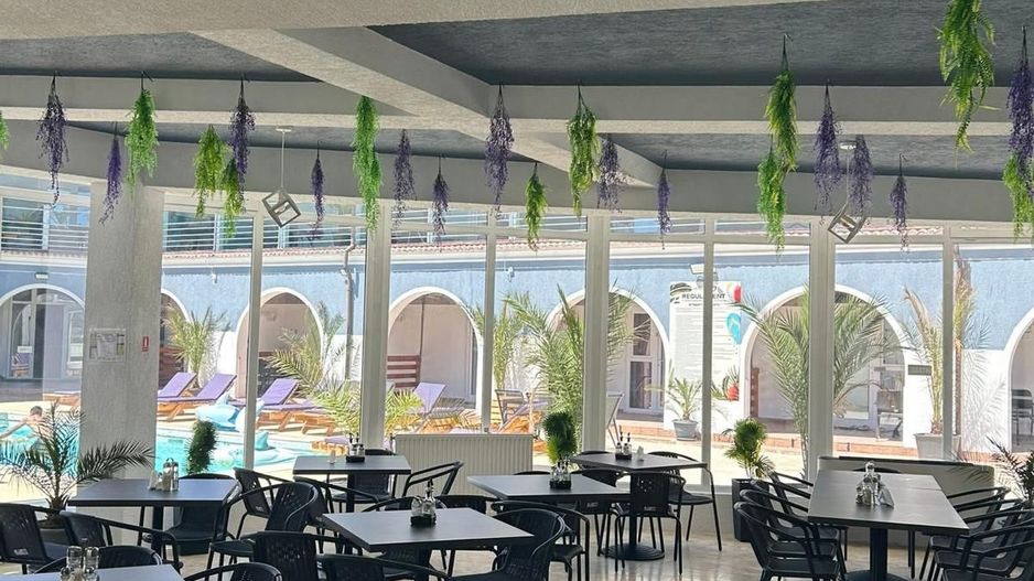 Hotel KM0 Costinesti + Restaurant + Bar + 6 spatii comerciale - Poză 6