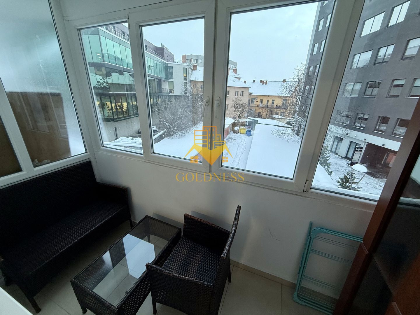 o camera decomandata, balcon Zona Centrala, Piata Mihai Viteazu - Poză 6