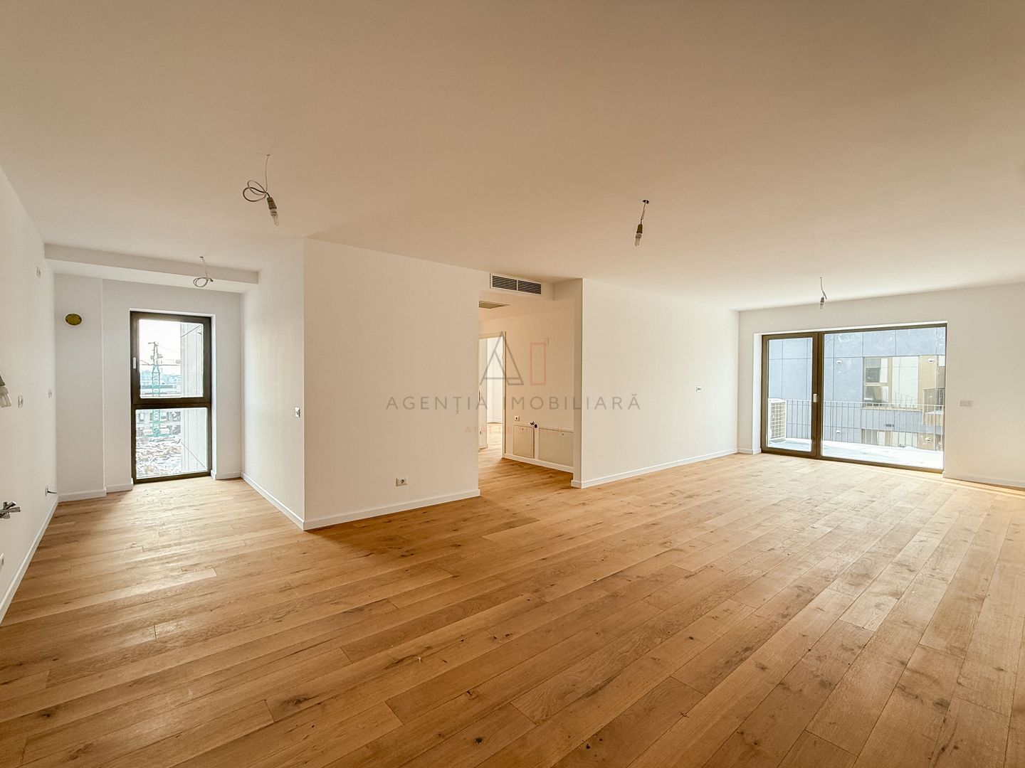 3 Camere 92 MP Finalizat | Baneasa | Green Lake - Poză 2