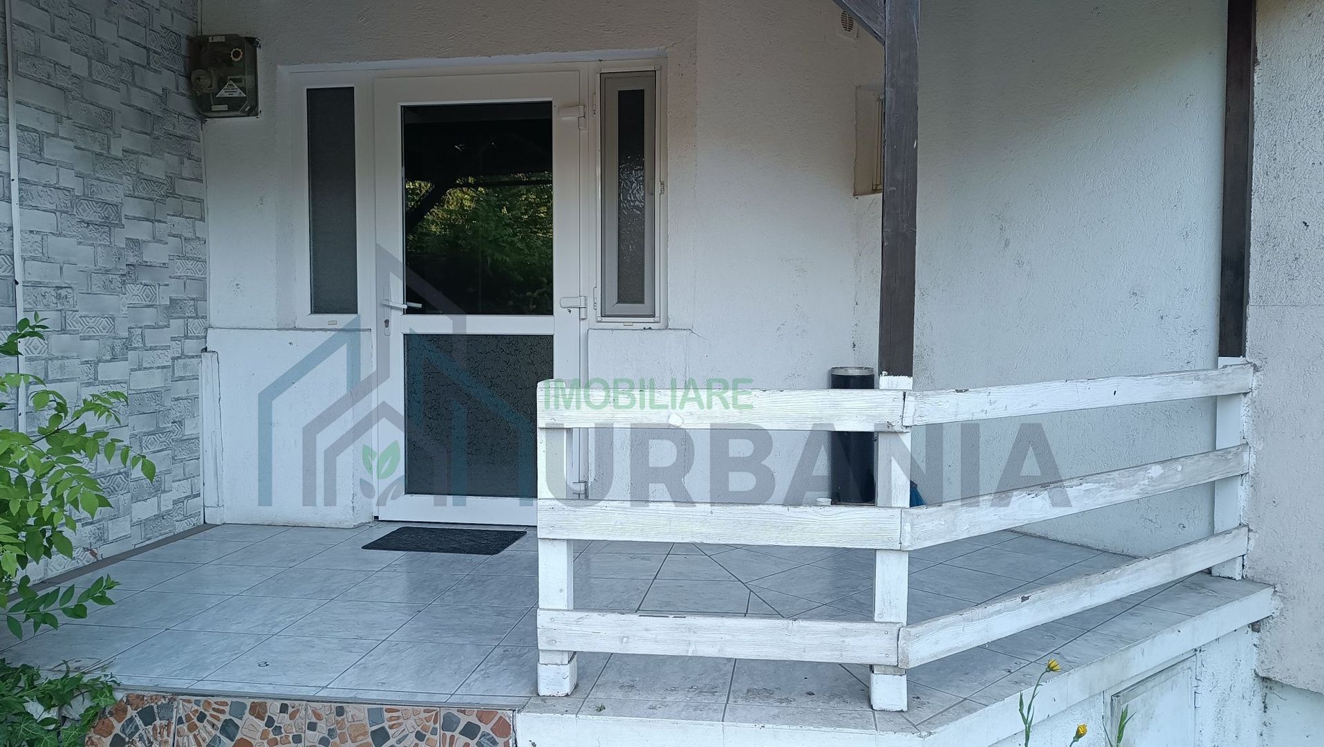 Spațiu Comercial Mic, Stradă Principală, Zona Nicolina, Aroneanu - Poză 2