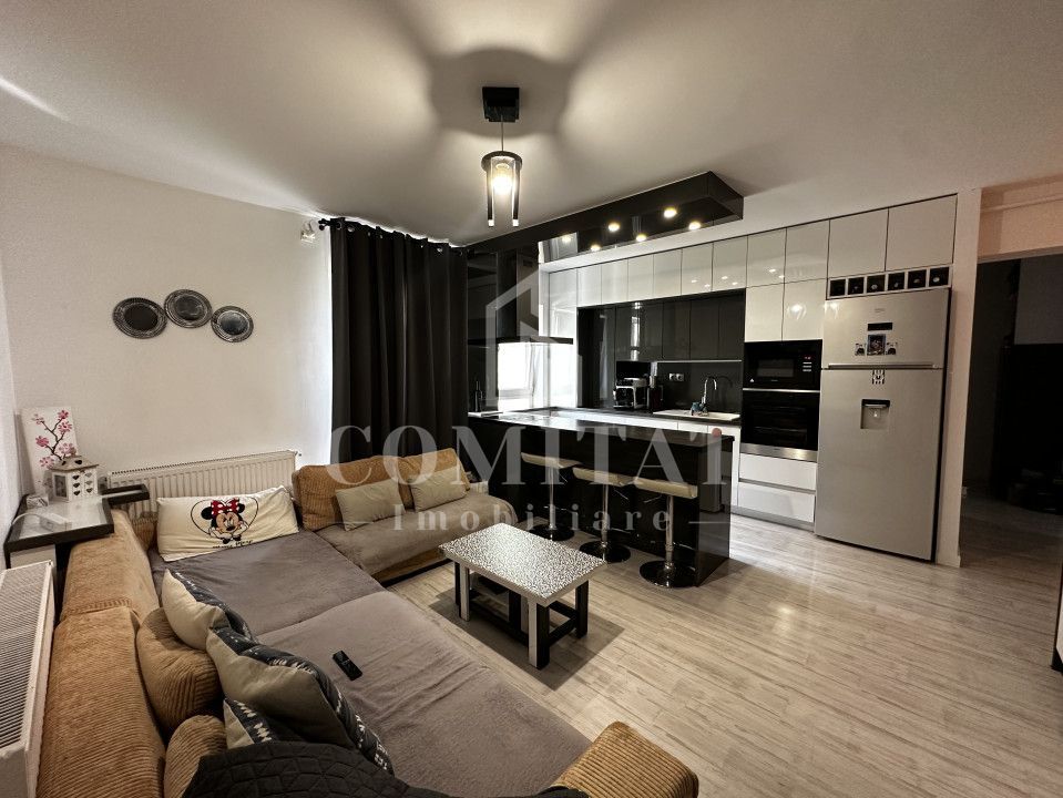 Apartament la cheie | 3 camere | Eroilor - Poză 1