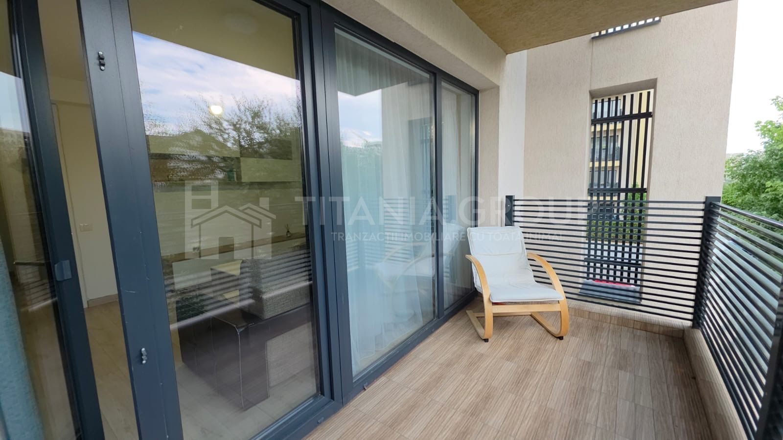 Apartament 2 camere spațios și luminos Urban Segovia Tractorul - Poză 7