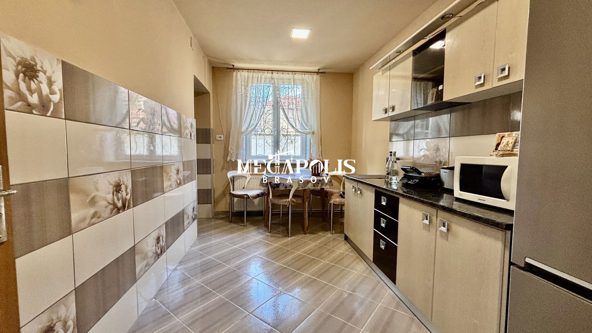 Casă individuală | Singur în curte | Garaj | Locație avantajoasă - Poză 9