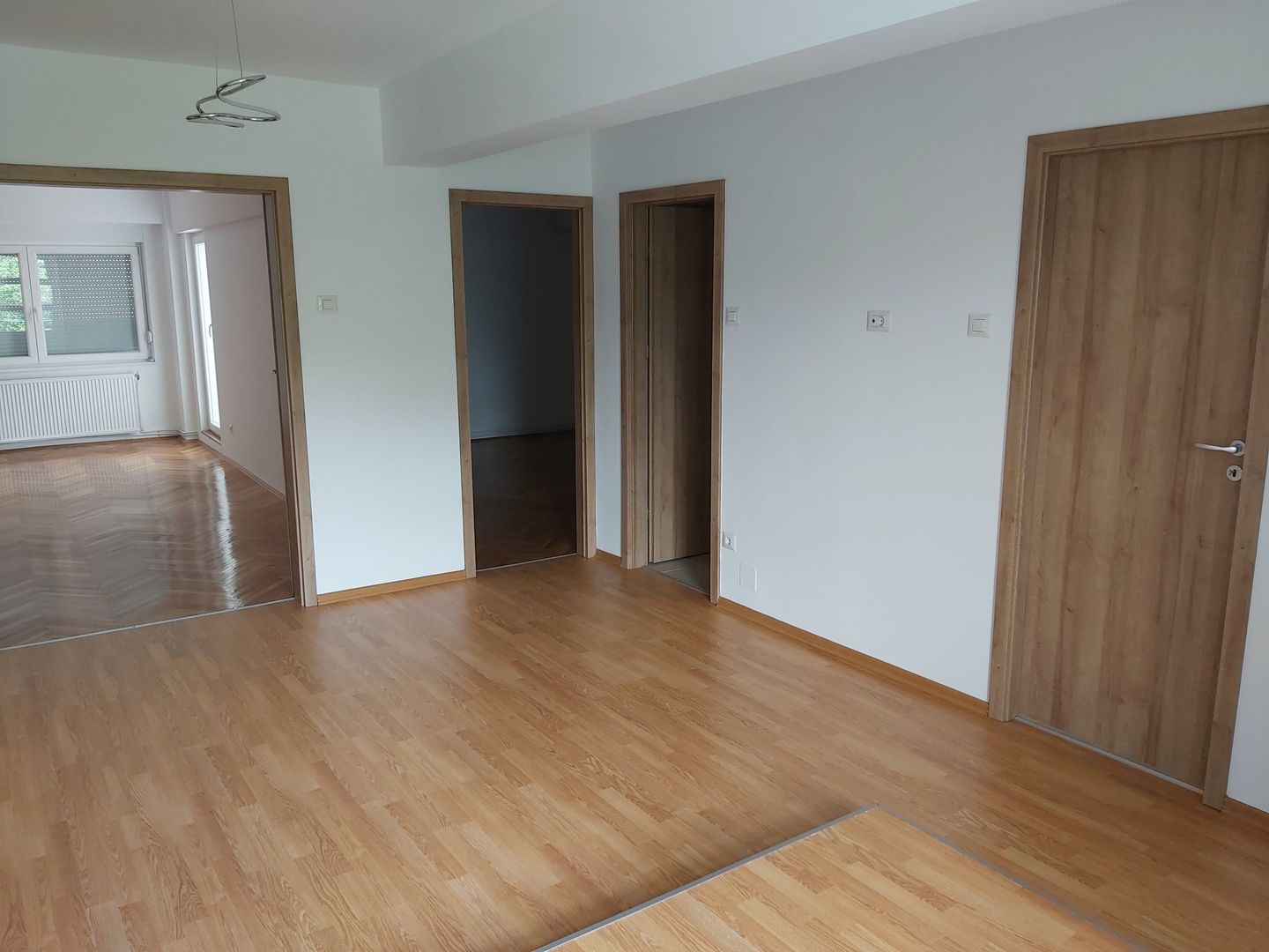 2 Camere Ultracentral zona Teatrul National - Poză 4