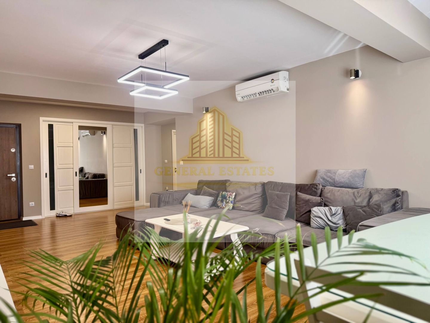 Vânzare apartament cu 3 camere - 130 m.p - în Zona CUG, Iași. - Poză 8