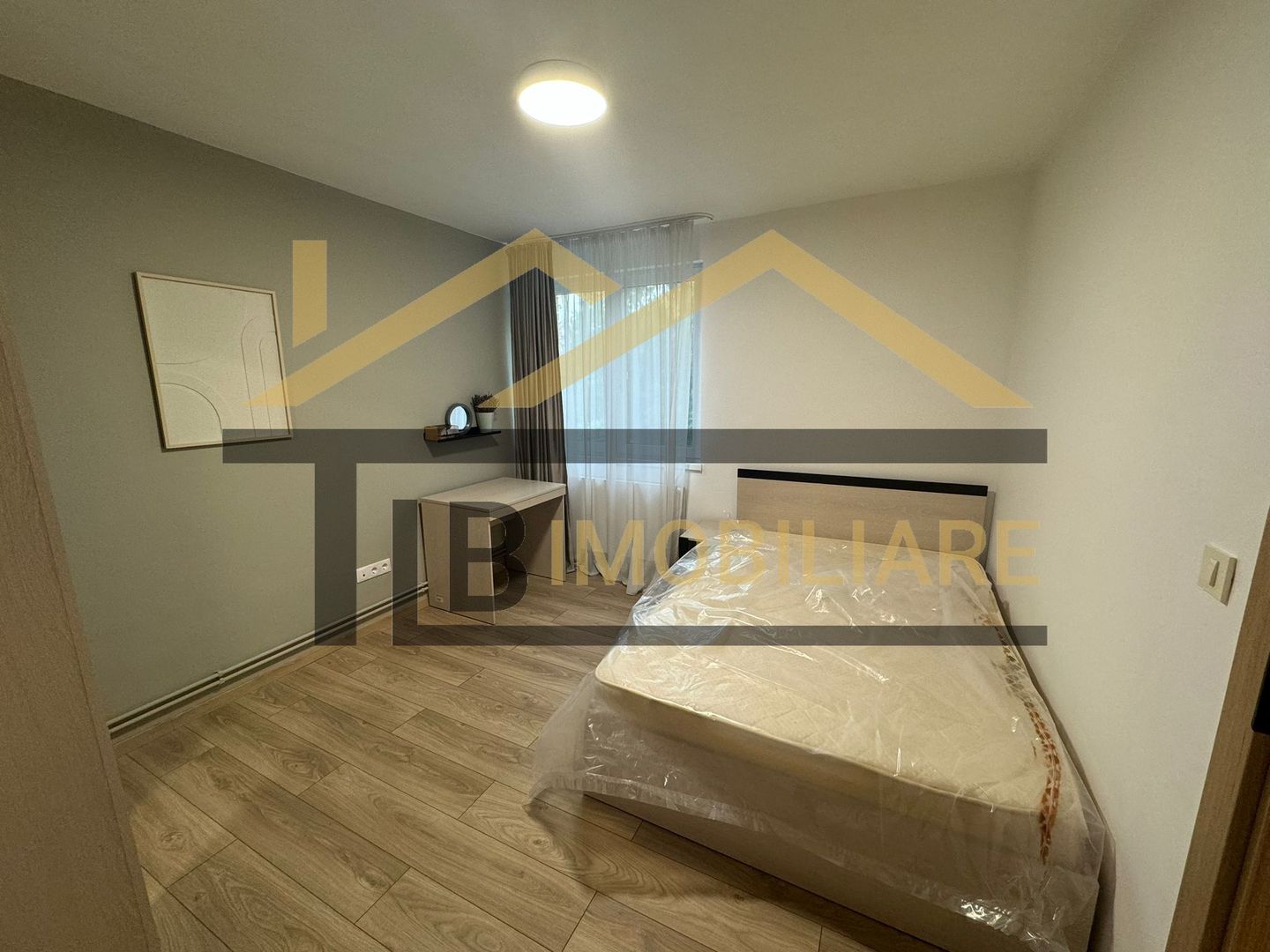 Apartament de 2 camere, 55mp,  decomandat, Zona Semi-Centrala - Poză 3