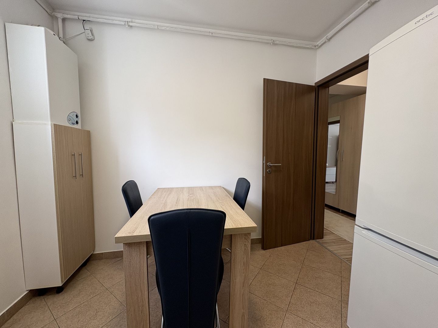 Garsoniera decomandata 33mp bucatarie inchisa loc parcare Fundeni S2 - Poză 8