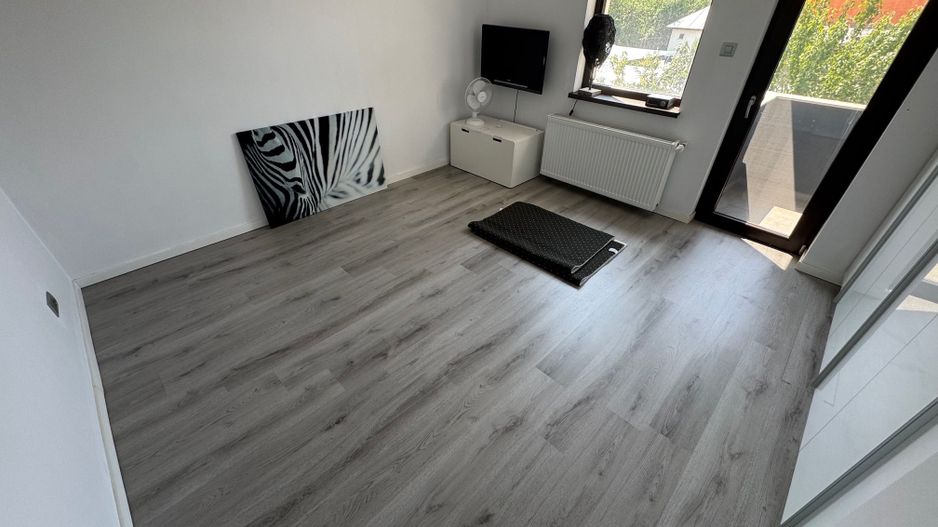 Vila de LUX Tunari, 214m2 utili, 600 curte - Poză 23