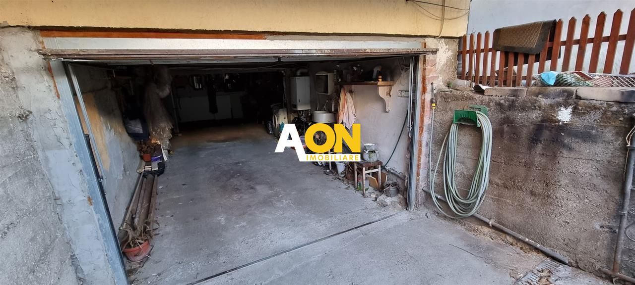 Casa - Vila Zona Cetate, 250mp Teren - Poză 3