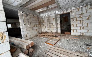 Proprietate de vânzare cu două case | Teren 1.500 mp | Bivolărie - Poză 12