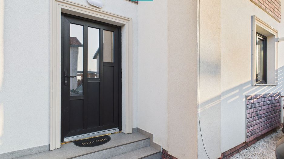 Casă cu 3 camere, P+1–Giarmata - Poză 24