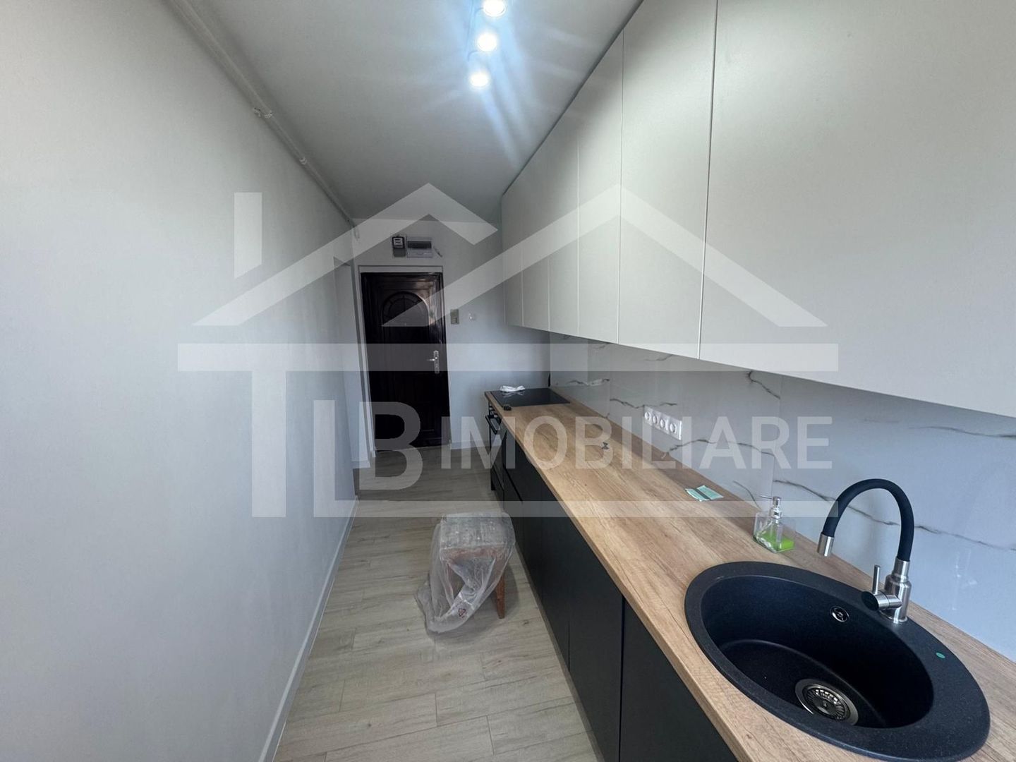 Apartament cu 2 camere, 49,95mp, decomandat,  Zona Bulevardului 1848 - Poză 8