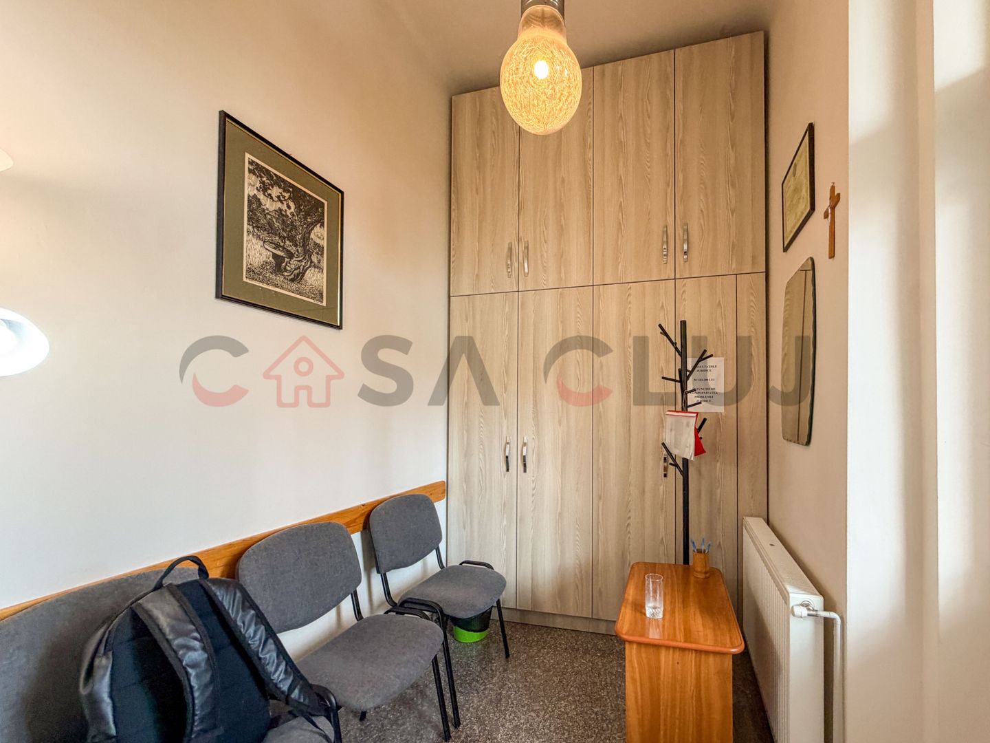 2 camere, zona centrala, finisat modern-locuinta sau birou - Poză 7