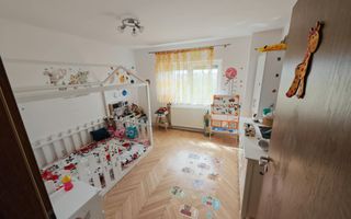 Apartament 4 camere decomandat, etaj 2, zona Steaua. - Poză 4