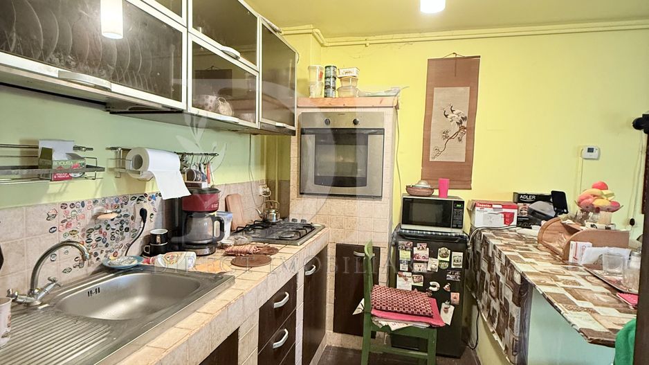 Apartament etaj intermediar / Zona Eroilor - Poză 2