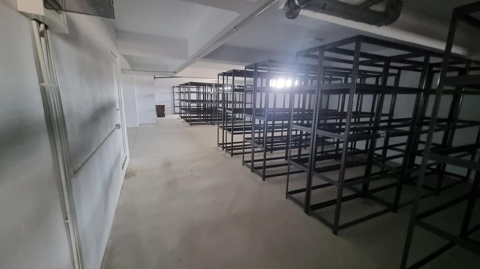 SPATIU - DEPOZIT, 482.2 MP, 2 GRUPURI SANITARE, RAMPA ACCES, COMIS 0% - Poză 3