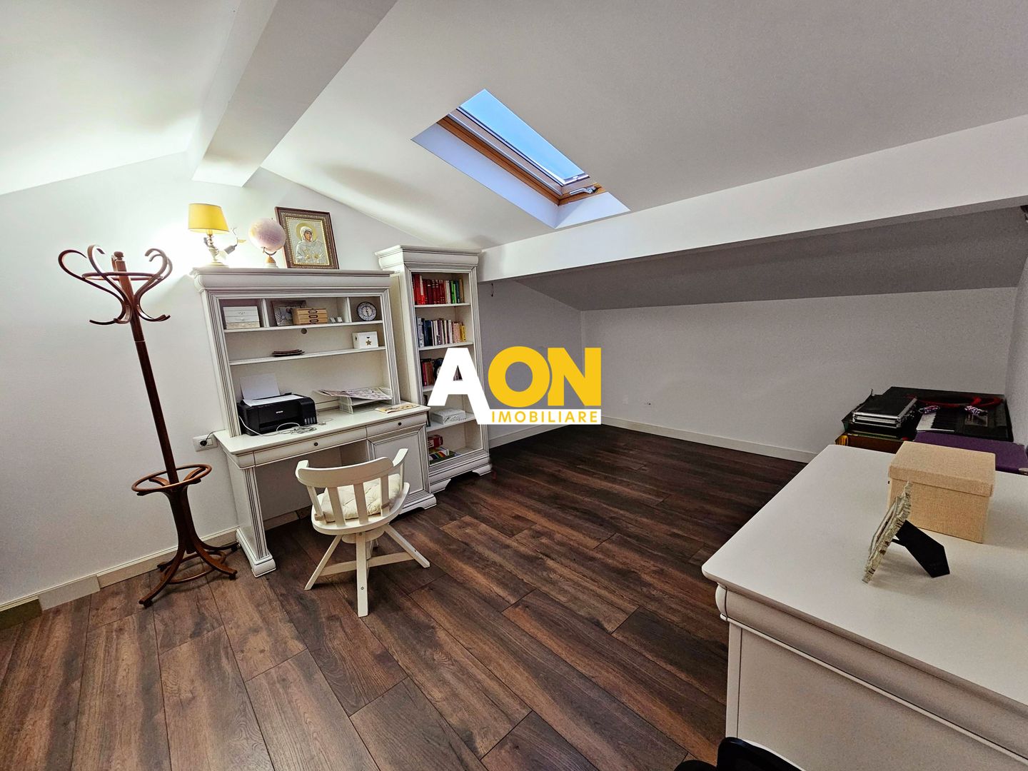 Casa noua, 6 camere, P+M, toate utilitatile, 608 mp teren, Micesti - Poză 16