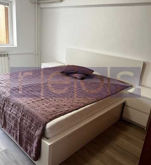 VANZARE 3 CAMERE DECOMANDAT  UNIRII - PARCARE - Poză 5