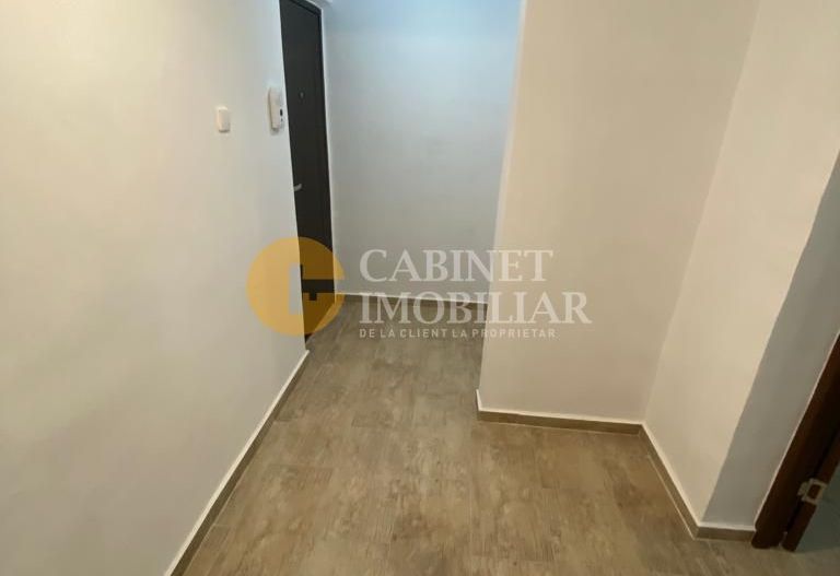 Etaj 2, zona Alexandru cel Bun 2 camere-liber mutare imediata - Poză 6