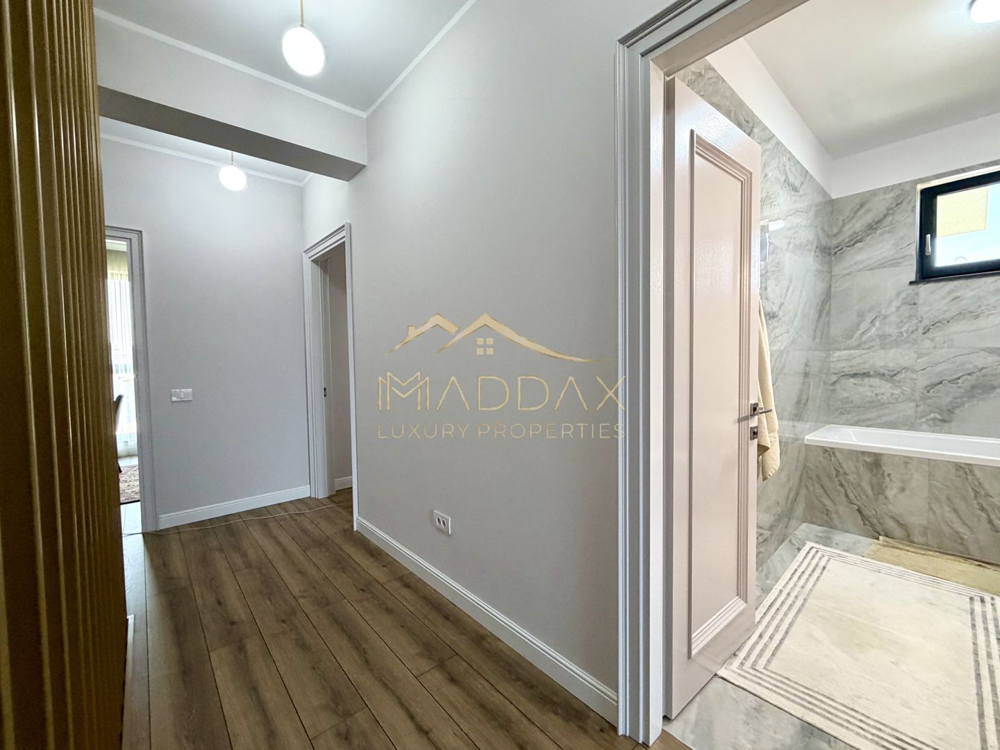 Vil de tip Duplex *P+1E+M* | 176 mp utili | mobilată complet | Chitila - Poză 32