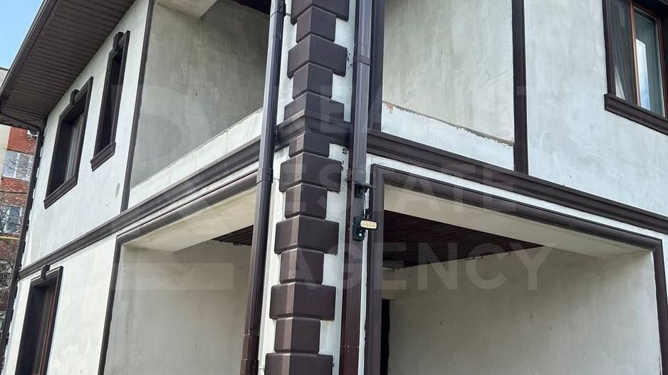 Vânzarea, casa/villa, 4 camere, str. Taras Șevcenco, Pământeni - Poză 5