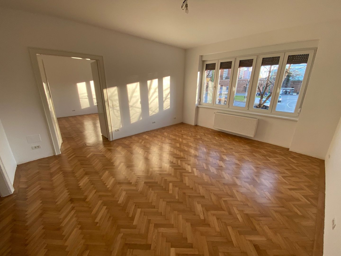 Apartament spatios zona Unirii - Poză 1