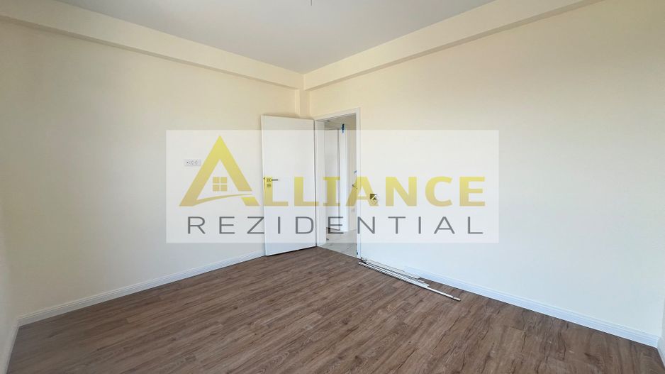 Casa Individuala - 4 camere - 300 MP TEREN-STR.MIORITA - Poză 10