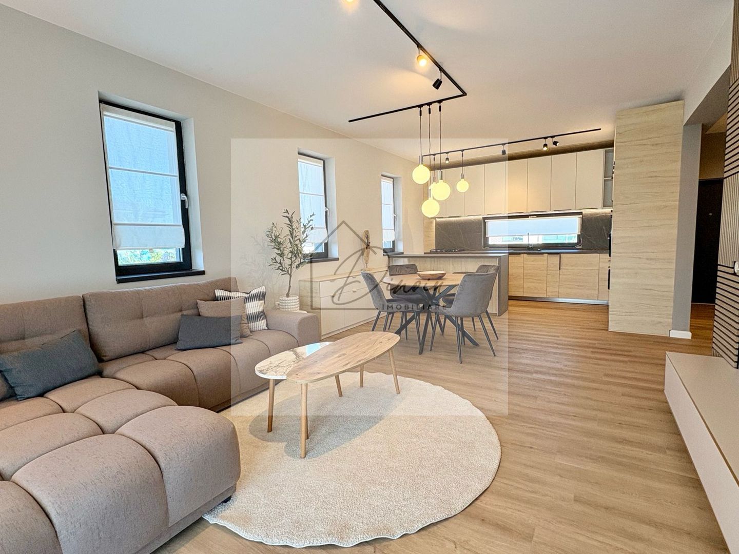 COM 0% I Vila premium Balotesti I 4 cam, 510 mp, totul nou - Poză 1