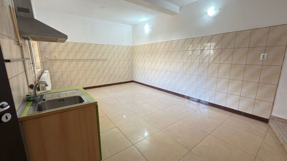 Casă cu 4 camere, 3 băi și curte | Vatra Luminoasă – Iancului - Poză 6