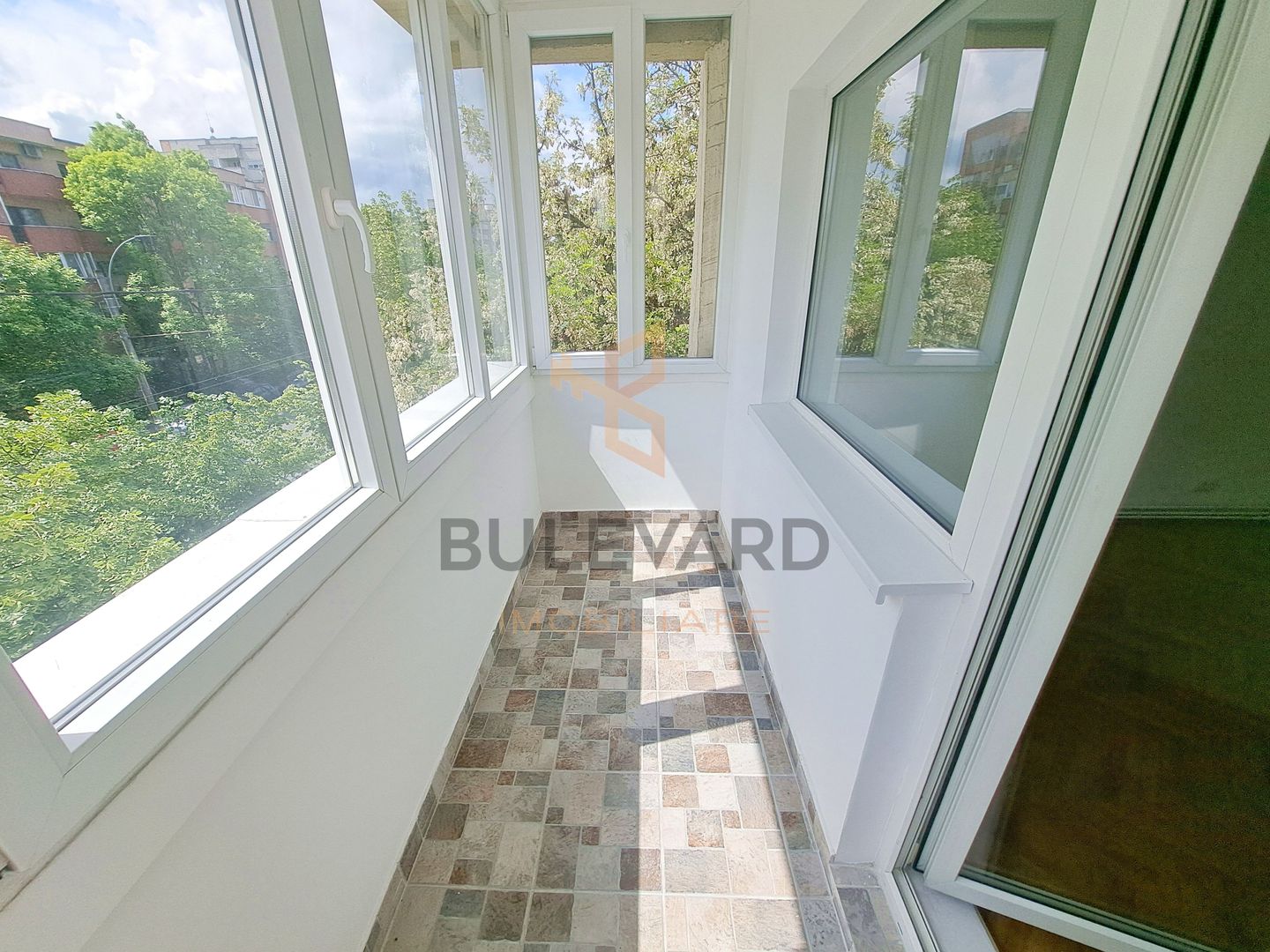 Apartament 3 camere zona Piata Cipariu! Renovat! - Poză 25