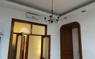 Închiriere apartament ultracentral cu 2 camere - Poză 4