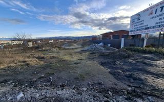 Teren intravilan la intrare in Cristian, pentru constructii industriale - Poză 4