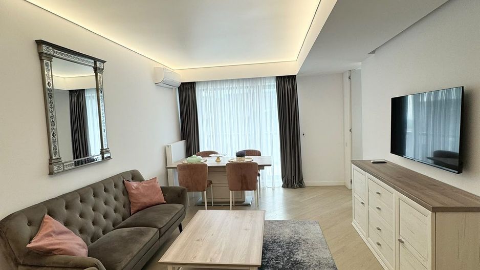 Apartament cu 3 camere de închiriat - Poză 1