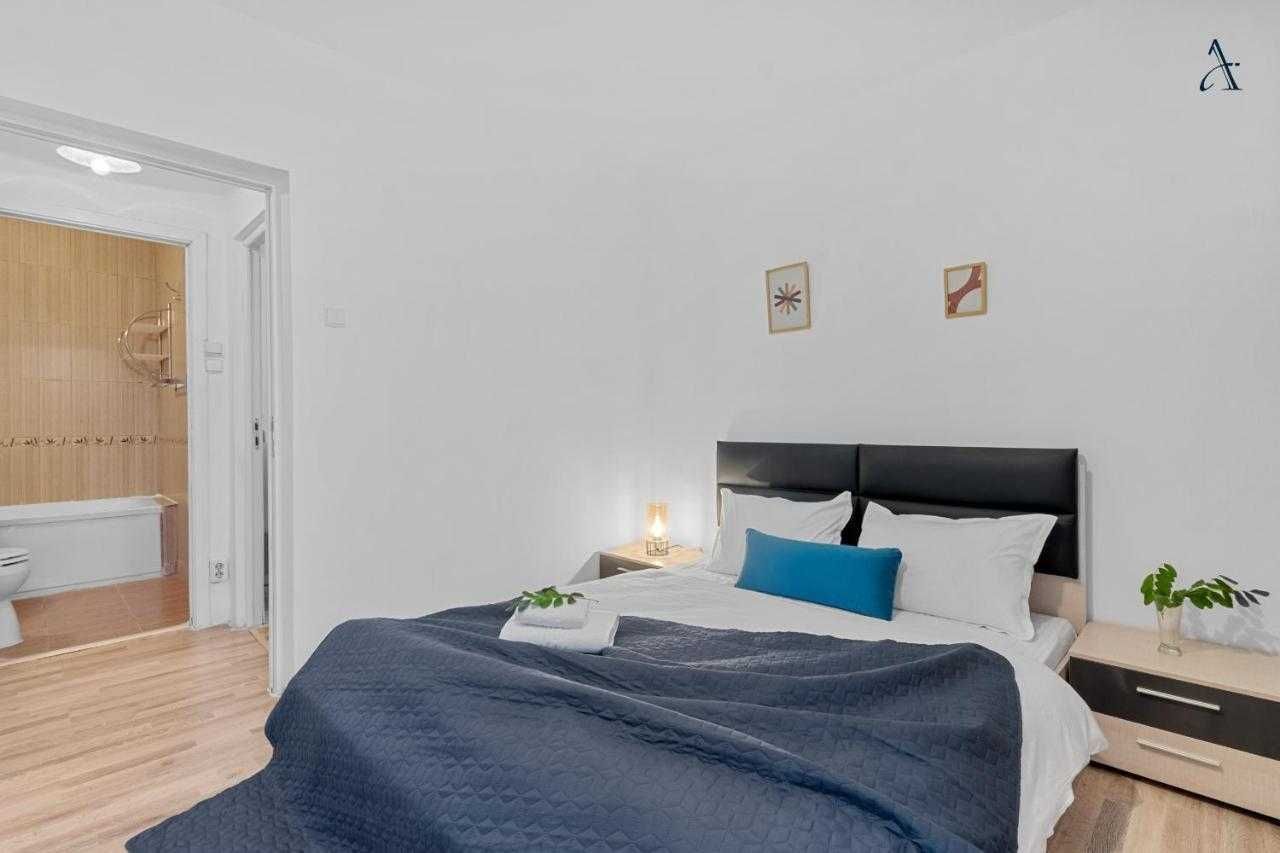 Inchiriere 3  camere pta Victoriei - Poză 8