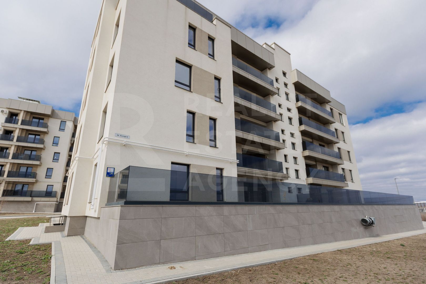 Vânzare, apartament, 3 camere, Bulevardul Europei, Botanica. - Poză 2