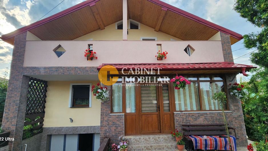 Casa de vânzare Valea Adanca, 4 camere,  zonă principala, Toate utilit - Poză 1