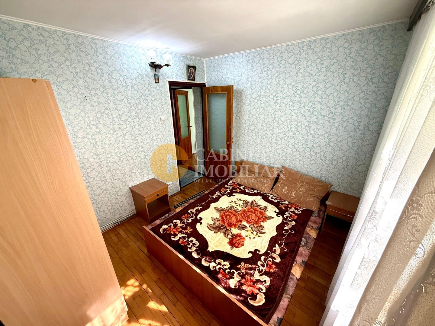 3 Camere - Liber - Etaj 1 - Tesatura - Poză 3