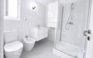 Casă zona Circumvalațiunii, aproape de City of Mara - Poză 9