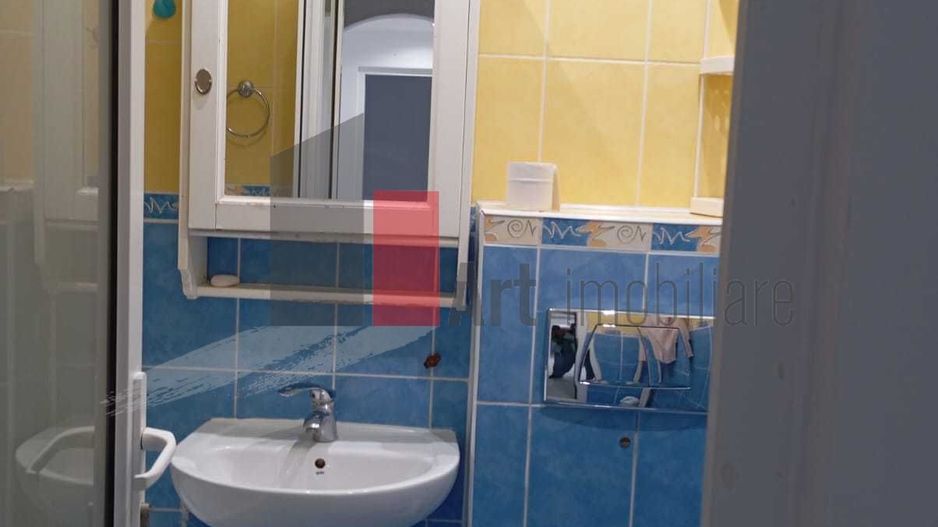 Apartament 2 camere, necesita renovare - Poză 5