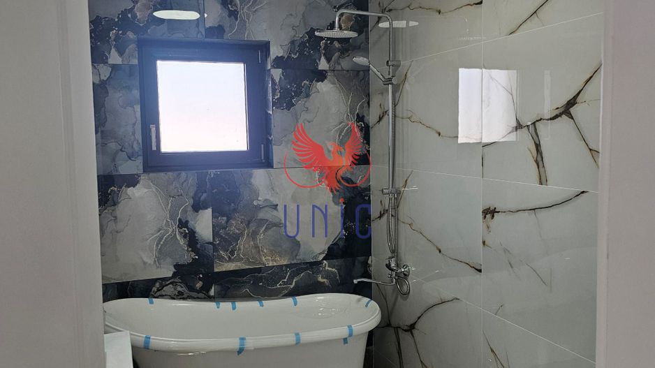 Vila 5 camere, zona rezidentiala . - Poză 10