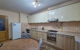 Chirie, apartament, 3 camere, Strada Andrei Doga, Rîșcani - Poză 3