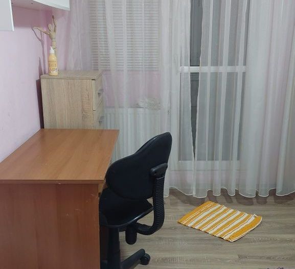 Închiriere apartament 3 camere – vedere superbă spre Dunăre, complet mobilat - Poză 6