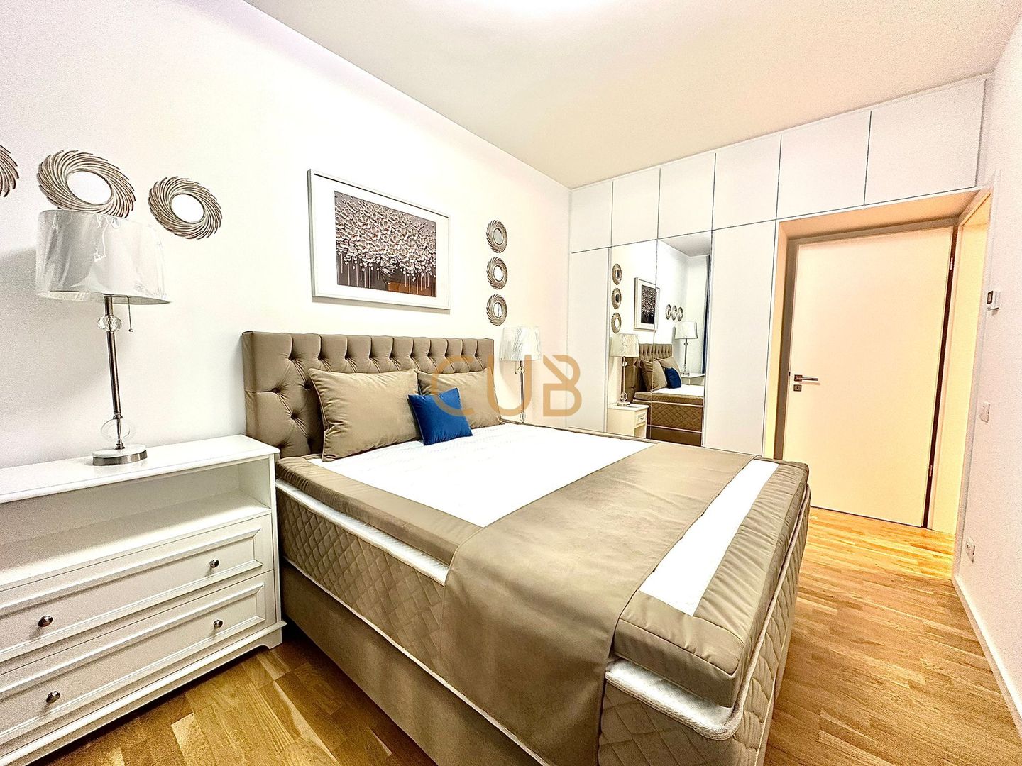 ISHO - 3 camere LUX | parcare subteran, curte proprie 100mp| Medicina - Poză 6