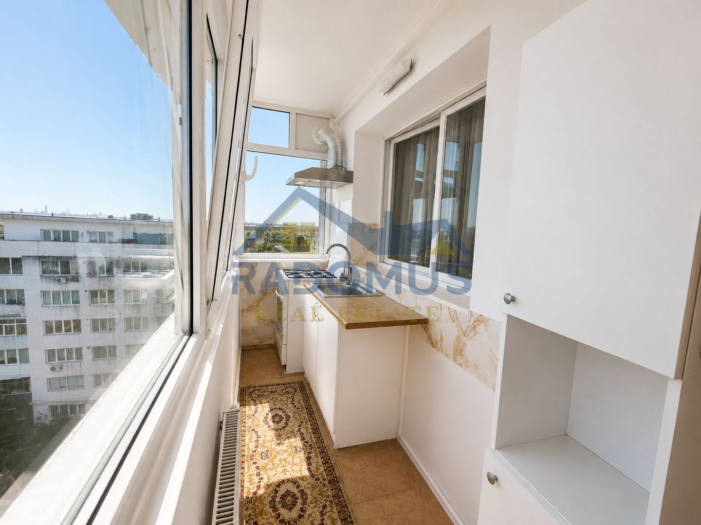 Garsonieră 2 camere | Republicii | 295 €/lună | Etaj 10 - Poză 3
